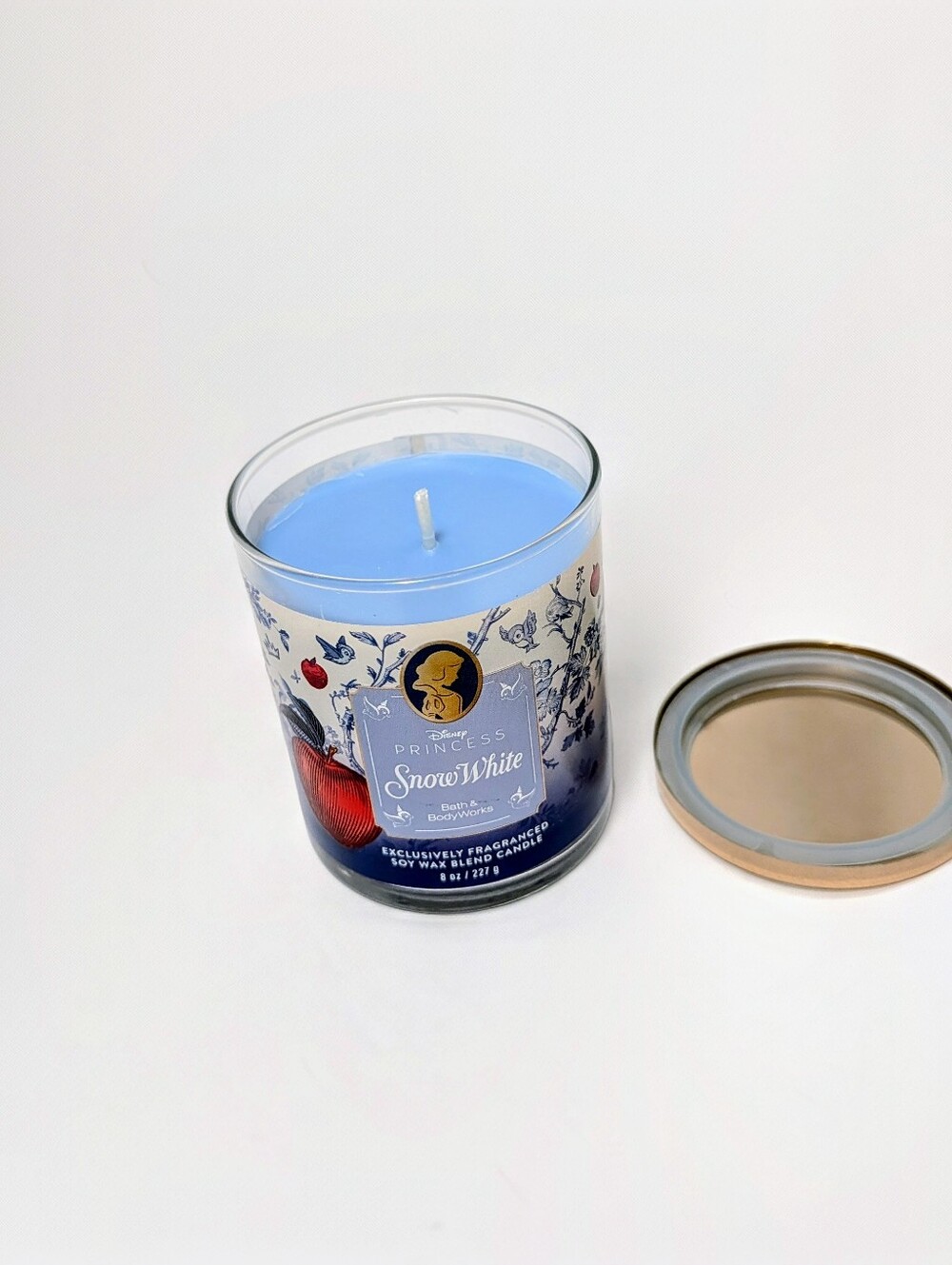 Bath & Body Works Disney Princess Snow White Single Wick Candle NIB - Picture 3 of 3